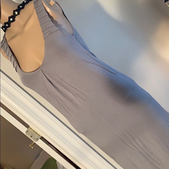 Fun dress! - Picture 3 of 5